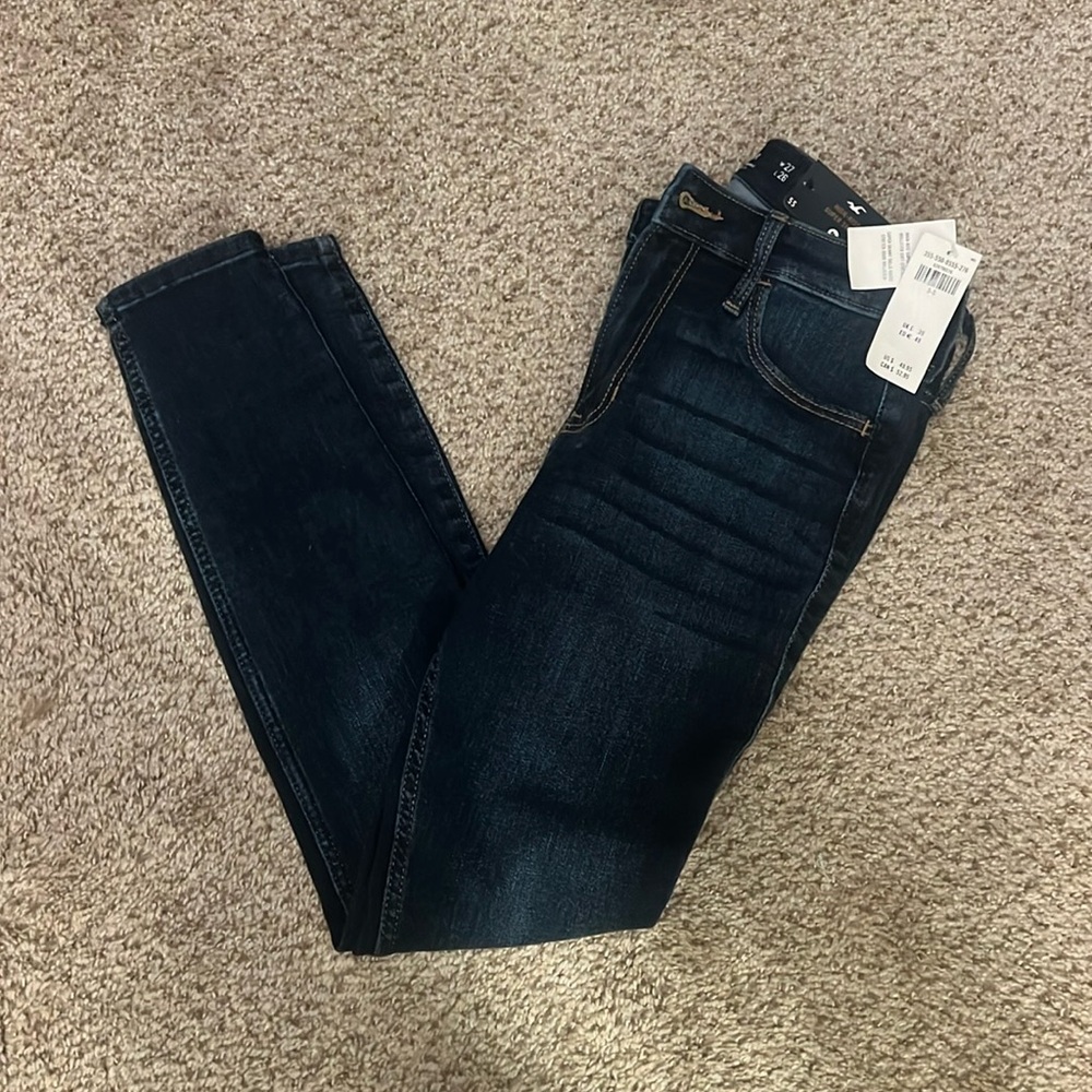 New hollister jeans